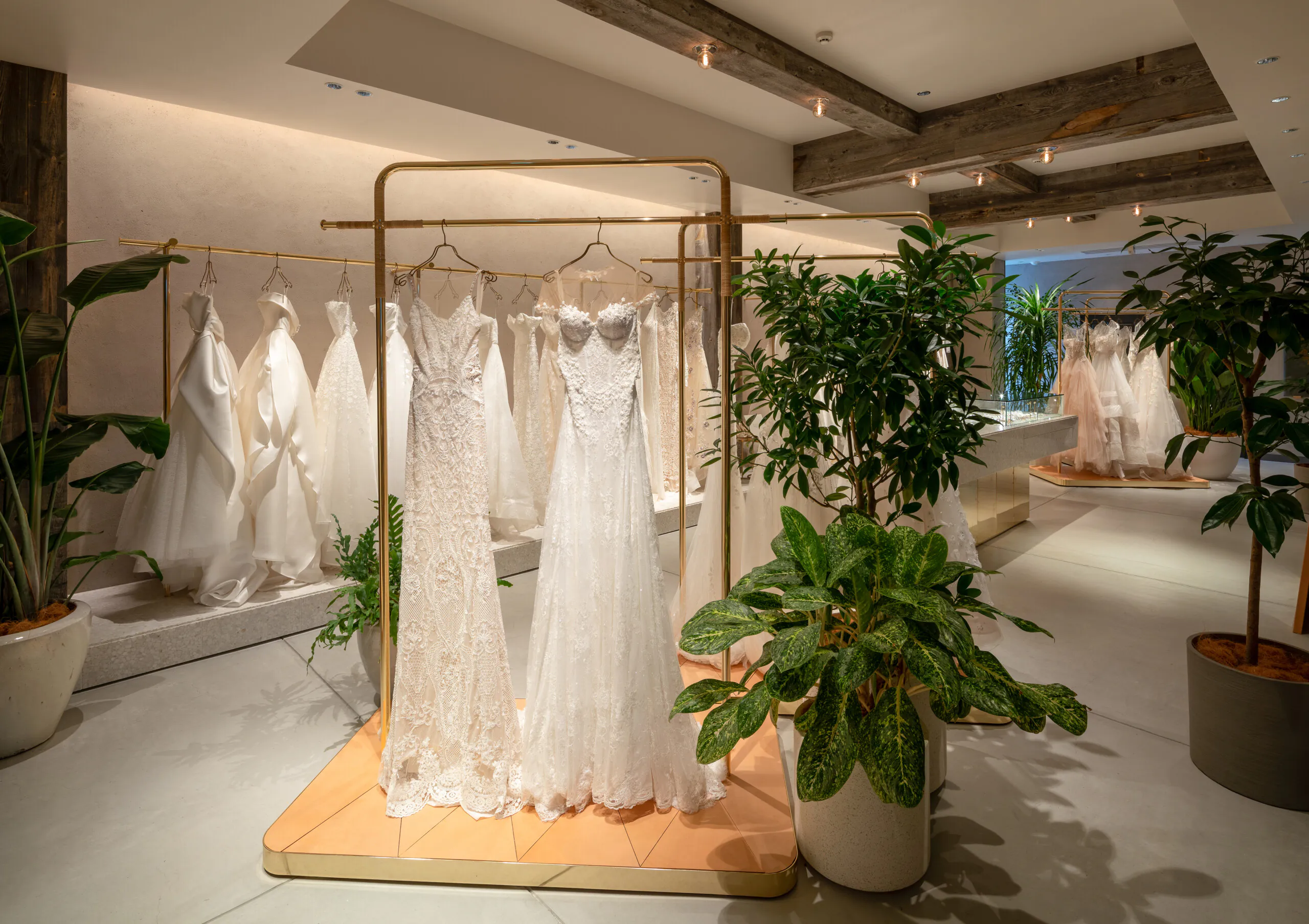 TAKAMI BRIDAL 様へのインタビュー