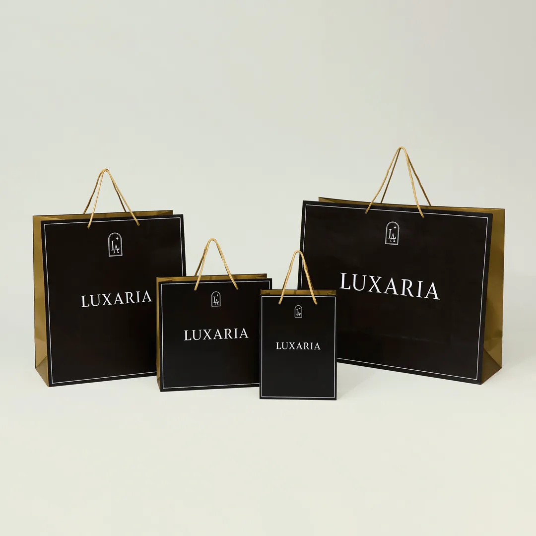 LUXARIA 様の紙袋